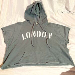 London crop hoodie